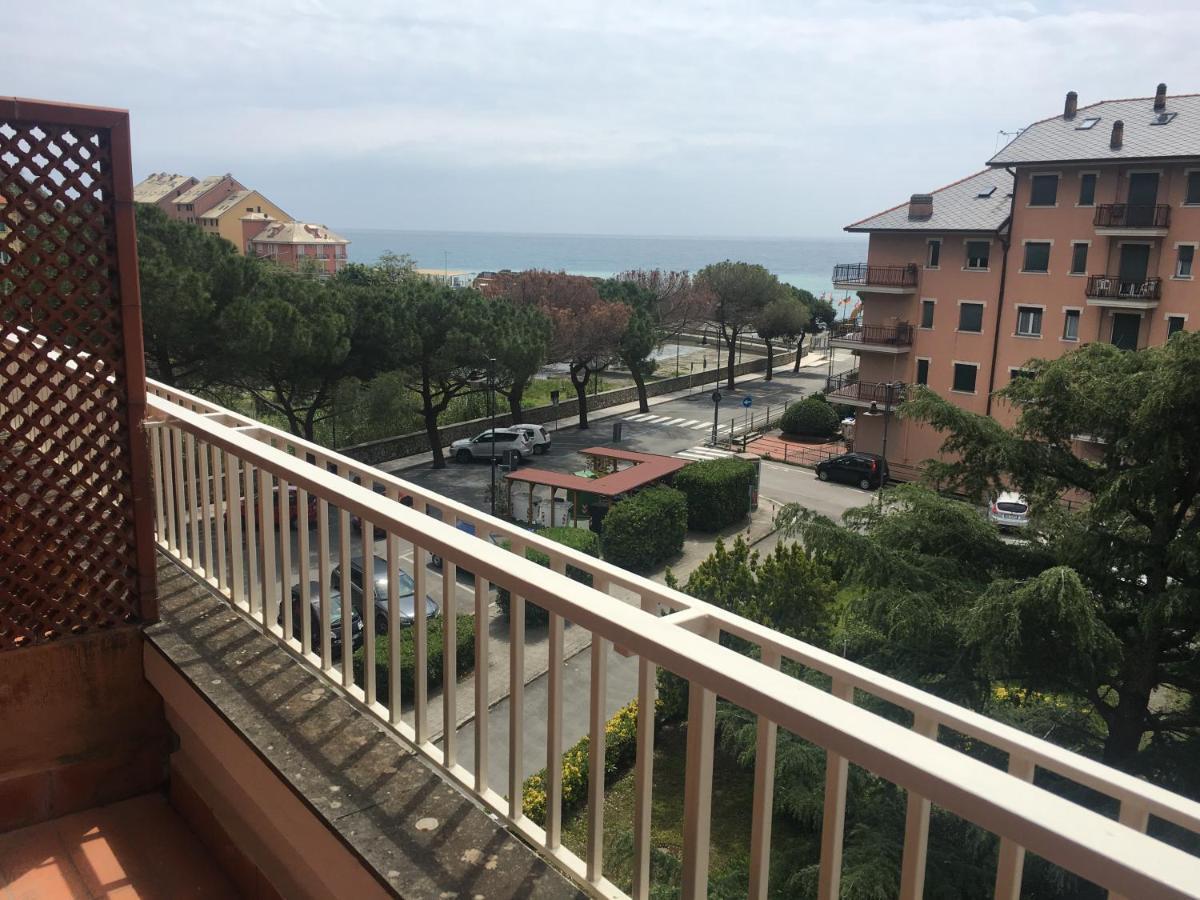 Minerva Apartment Deiva Marina Exterior photo